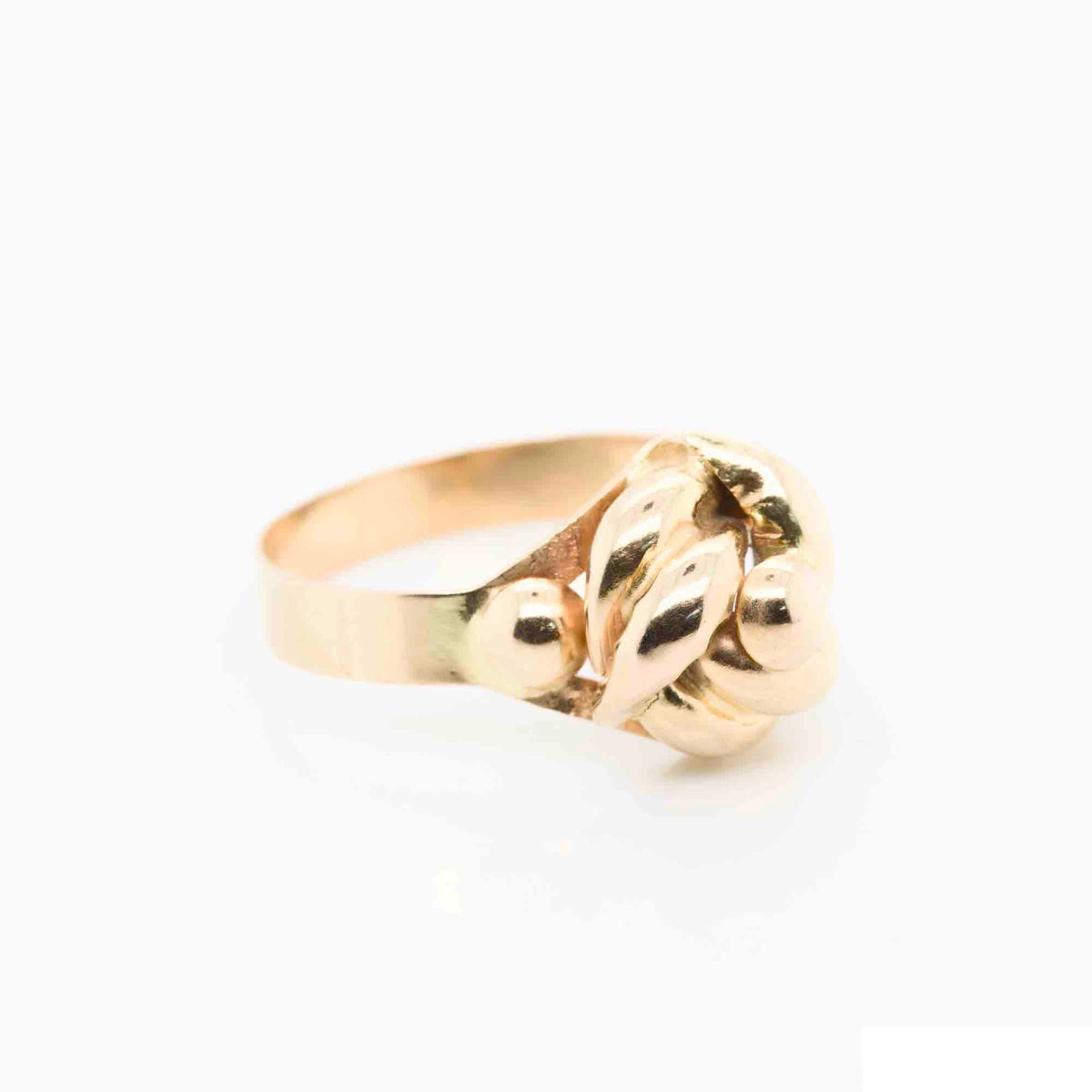 Knot Ring