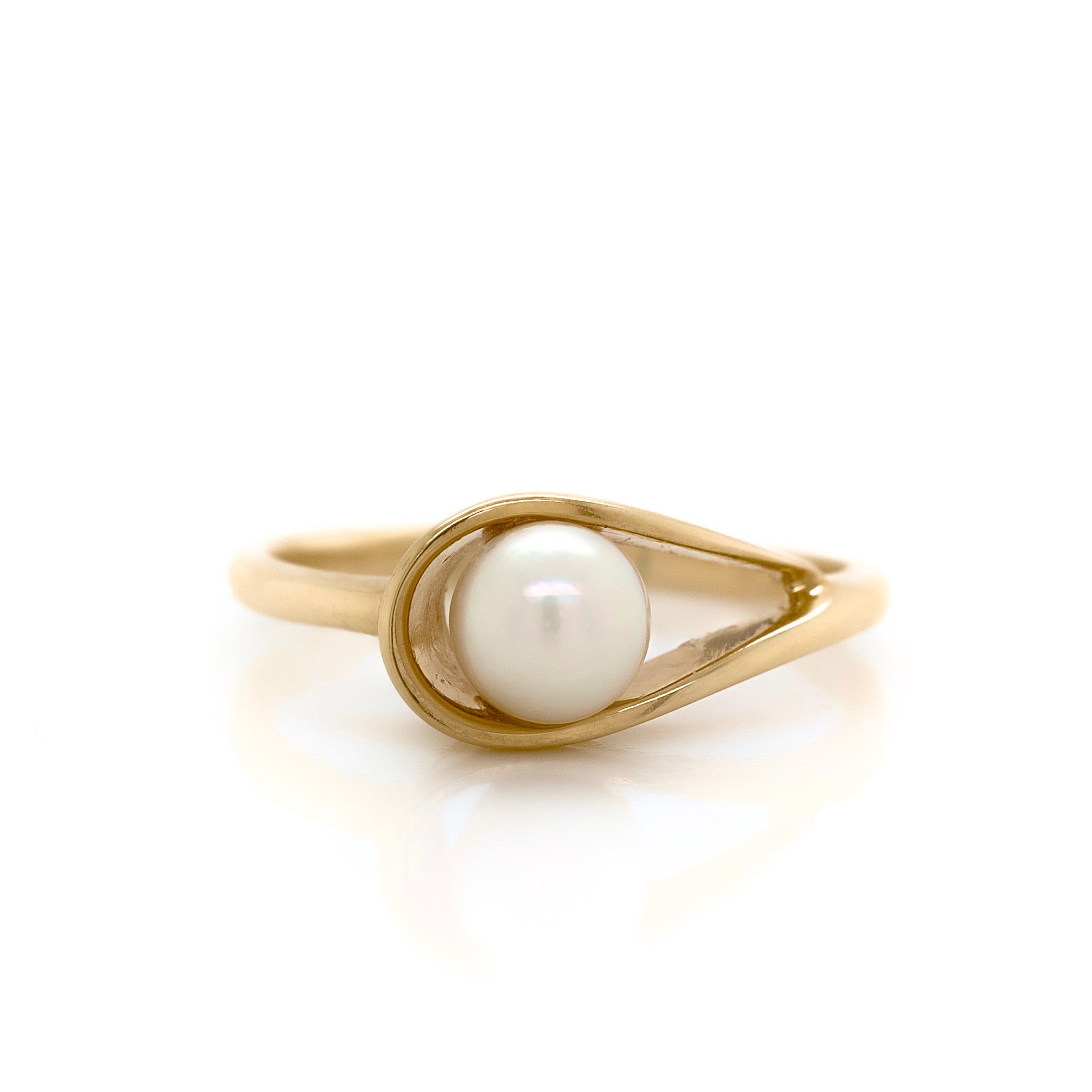 Pearl Fashion Ring