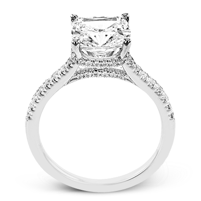 18k White Gold Cushion Engagement Ring