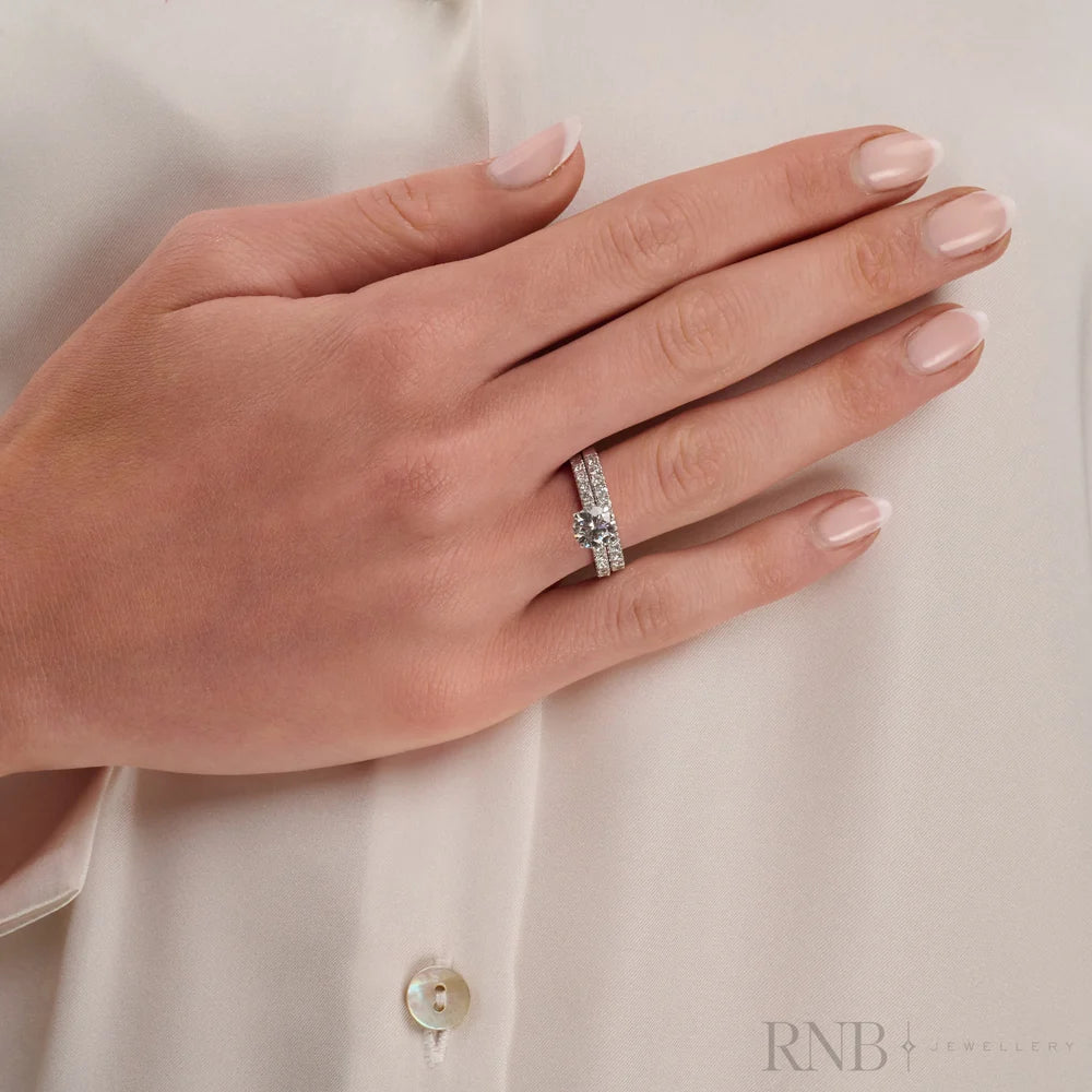 Lab Grown Diamond Halo Engagement Ring