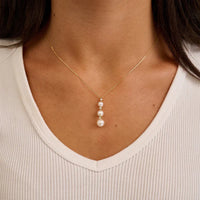 14k White Gold Pearl & Diamond Necklace