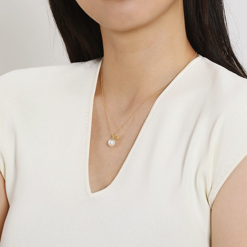 Bujukan Bead and Pearl Pendant Necklace