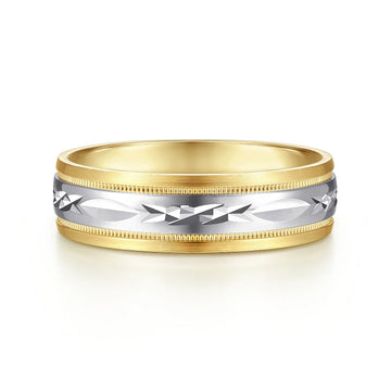 14K Gold Engraved Pattern Wedding Band