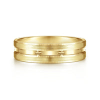 14K Gold Carved Pattern Wedding Band