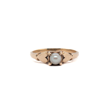 10k Yellow Gold Pearl Heart Ring