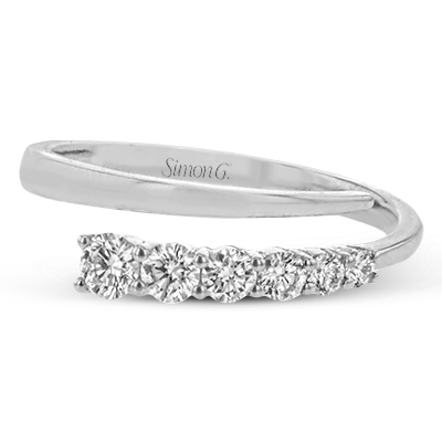 Split Diamond Fashion Ring