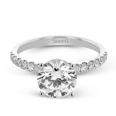 18k White Gold Halo Engagement Ring