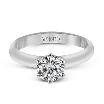 18k White Gold Solitaire Engagement Ring