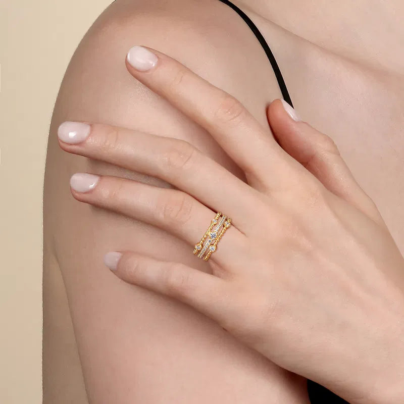 Bujukan Easy-Stack Diamond Ring