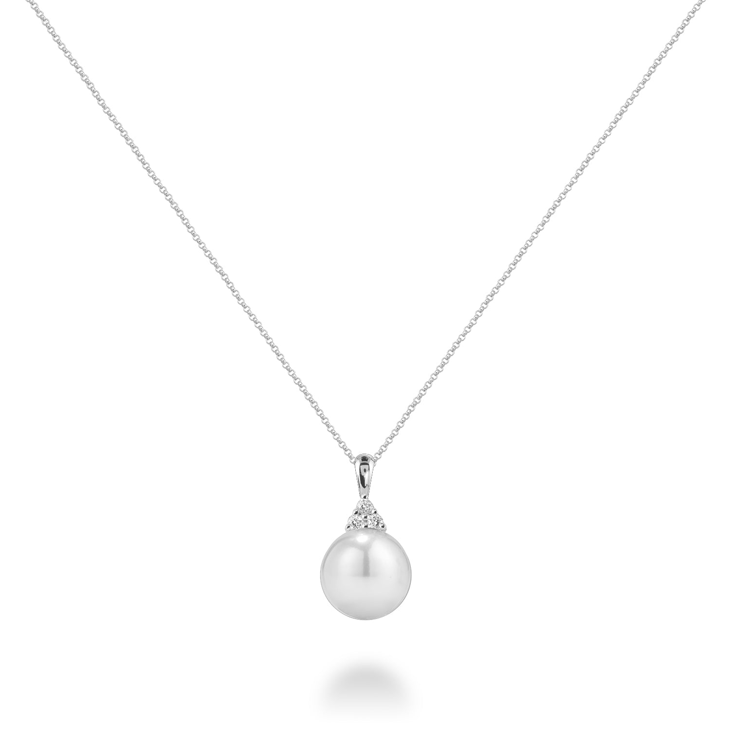 14k Gold White Pearl Diamond Necklace