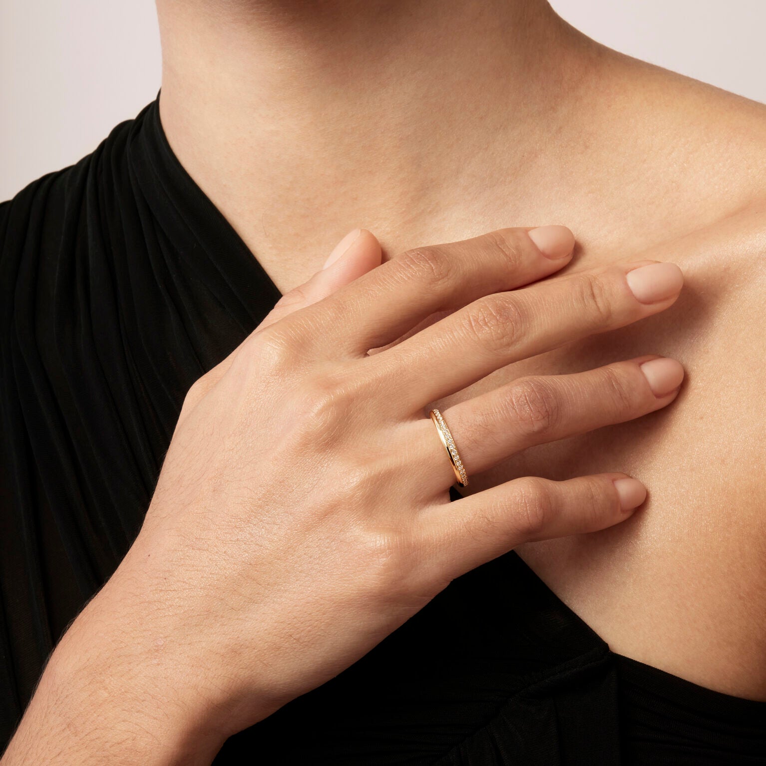 Barre Pave Diamond Band