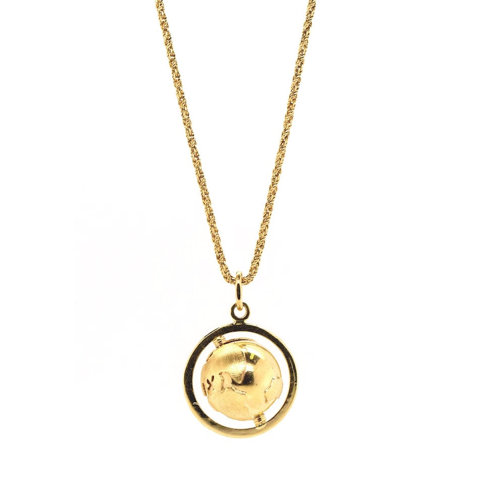 18K Yellow Gold Earth Necklace