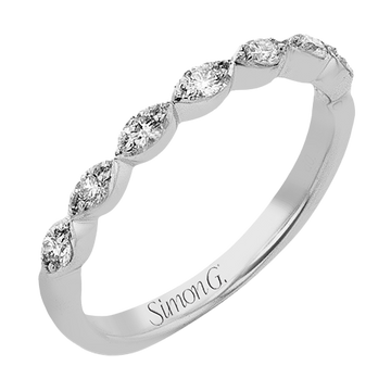 18k White Gold Scalloped Wedding Band