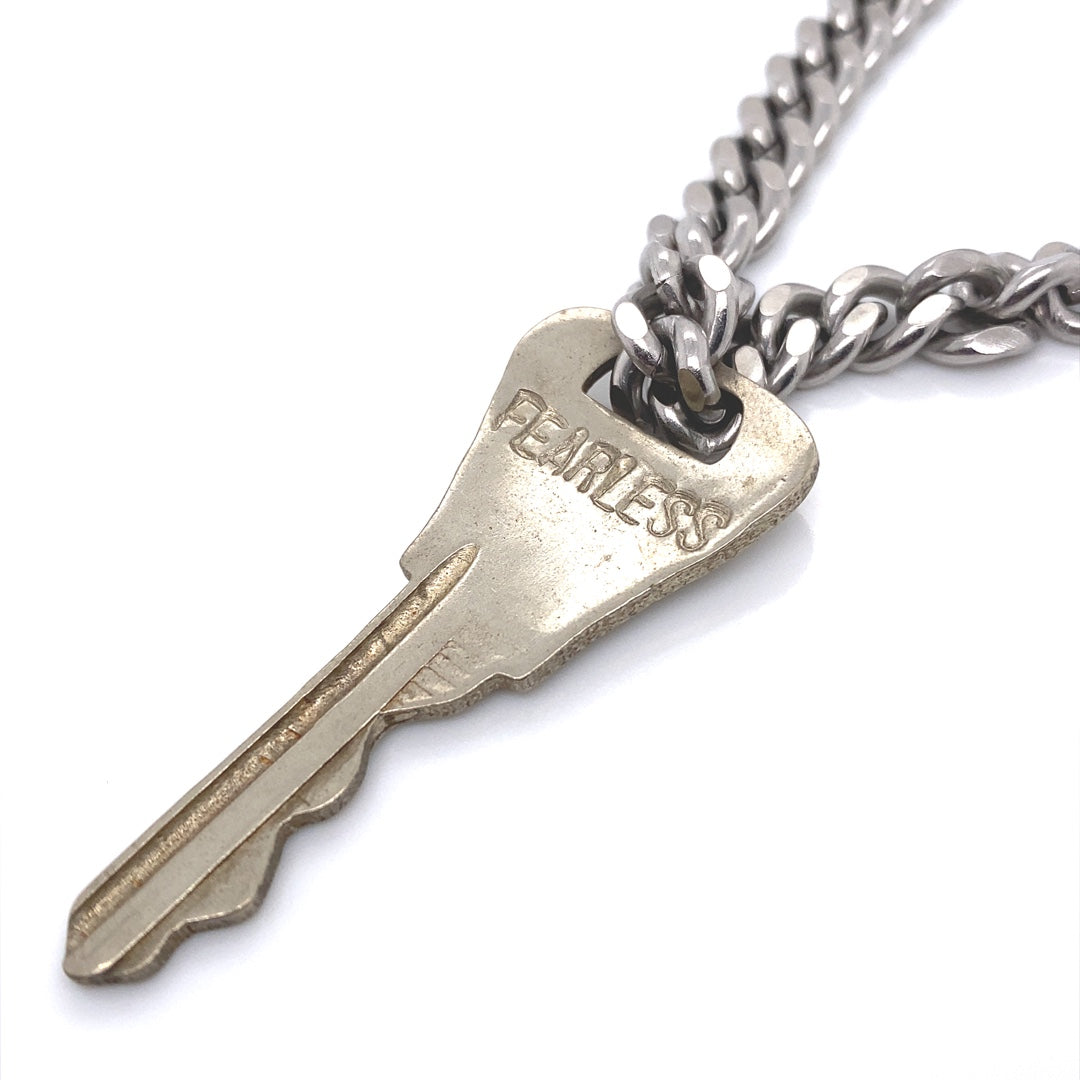 GIVING KEY REBEL SILVER FEARLESS NECKLACE