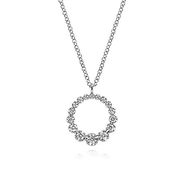 14k White Gold Circle Pendant Necklace