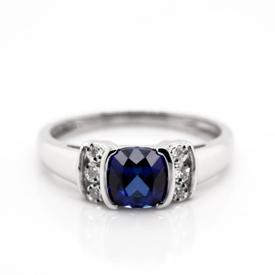 10K White Gold Sapphire Fashion Ring